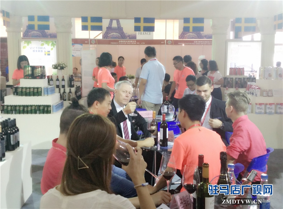 魅力無限的駐馬店，又一次以“開放、合作、綠色、共贏”的嶄新姿態，成為世人矚目的焦點。圖片拍攝：蘇莎