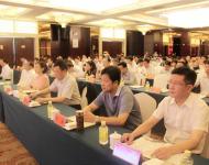 上午十時，啟動儀式正式開始。市委常委、宣傳部長戚存杰，市政府副市長馮玉梅，市委宣傳部常務副部長劉衛(wèi)明，市廣播電視臺臺長王宇，市廣播電視臺總編輯王磊，市電視新聞中心主任于海建，省駐駐新聞單位、市屬新聞單位及新媒體單位的代表，市直各有關(guān)單位負責宣傳的科長（辦公室主任），各縣區(qū)委宣傳部分管副部長及網(wǎng)絡科長等200余人出席今天的上線啟動儀式。