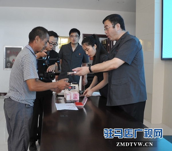 泌陽縣法院舉行司法救助款集中發放儀式