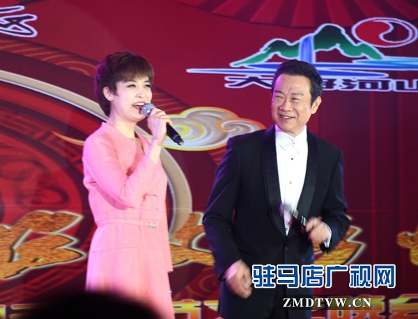 正陽(yáng)縣舉辦“粒粒花生香，濃濃故鄉(xiāng)情”主題元宵節(jié)晚會(huì)