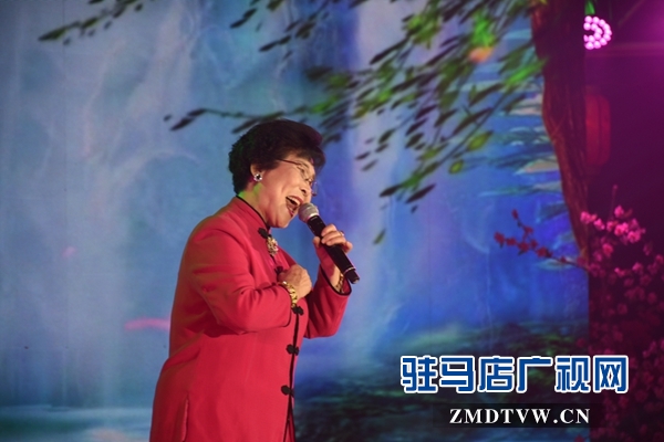 正陽(yáng)縣舉辦“粒粒花生香，濃濃故鄉(xiāng)情”主題元宵節(jié)晚會(huì)