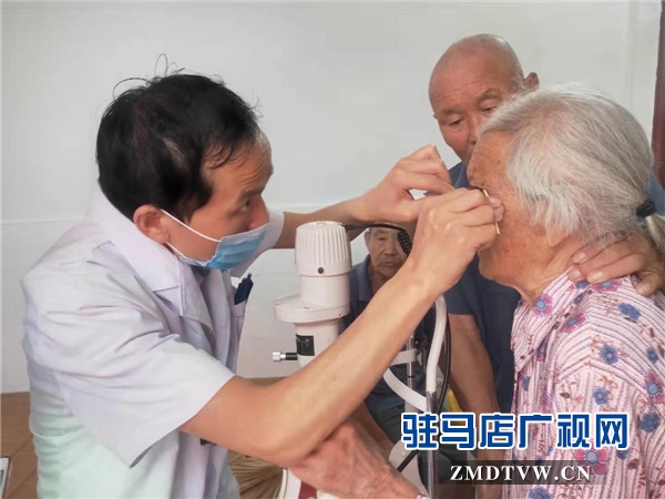 新蔡尖峰眼科醫院“智志雙扶”走進頓崗鄉