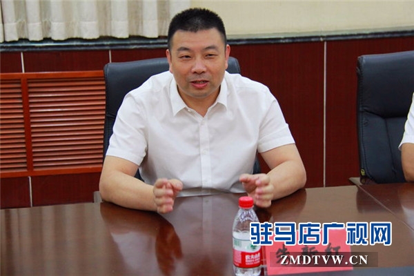駐馬店市企業擁軍優屬協會會長、青商會會長、鵬宇集團創始人總裁朱新紅率隊開展八一建軍節慰問活動