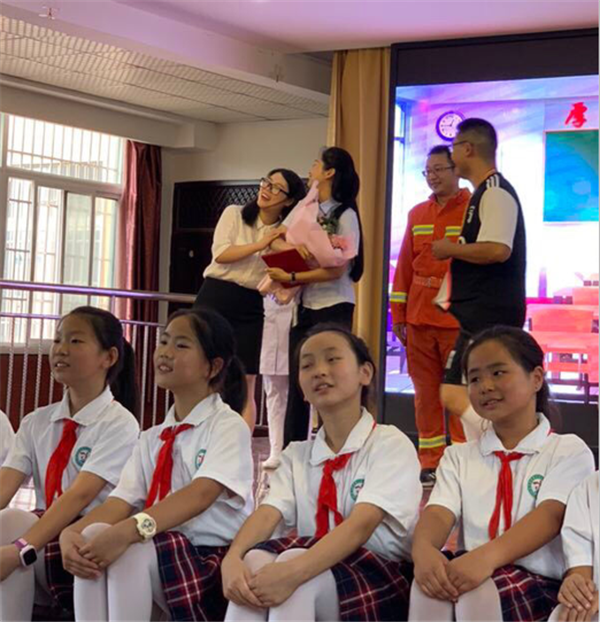 駐馬店市第二十四小學慶祝教師節暨師德標兵表彰活動隆重舉行