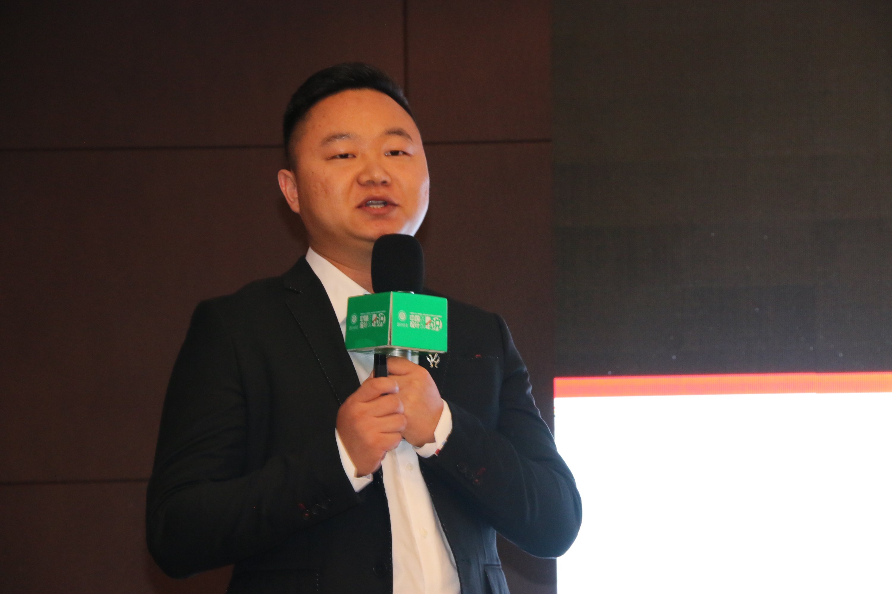 2019中國設計青年說——中國青年設計師發(fā)展計劃暨金絲玉瑪戰(zhàn)略合作項目宣講活動順利舉行