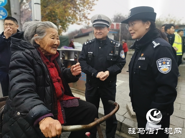 市公安局西園派出所全警服務創文測評工作
