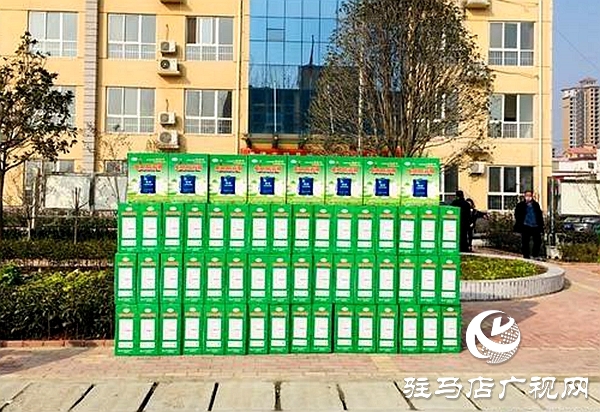 西平農民向一線抗疫人員捐贈7.2萬斤愛心蔬菜……