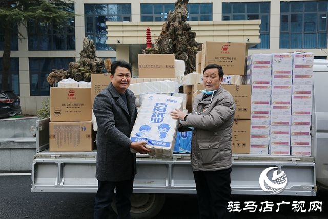 愛心企業向駐馬店市中心醫院捐贈價值3萬元紙品