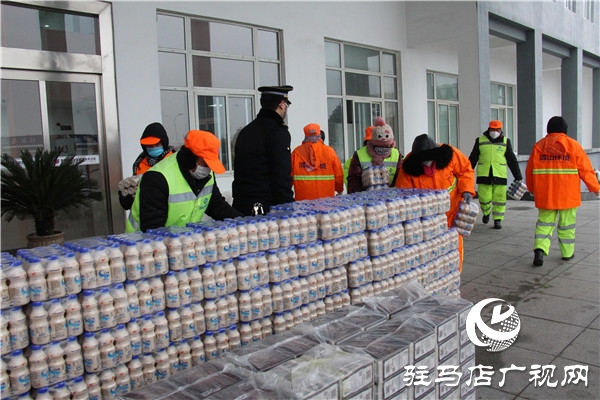 開發區慈善總會聯合愛家超市向疫情防控一線捐贈物資