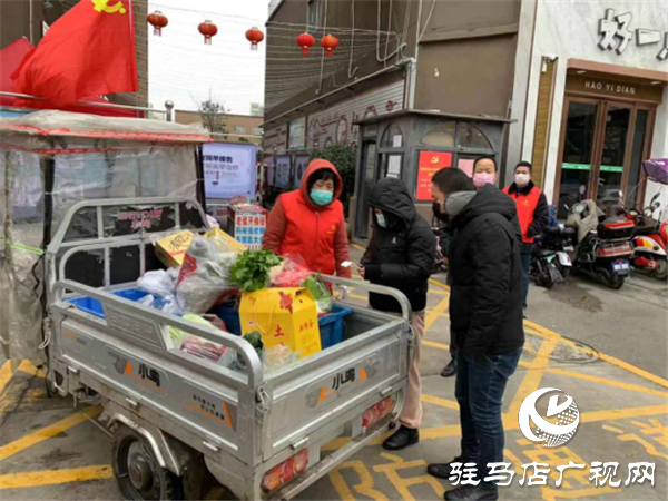 小區戰“疫”黨旗紅