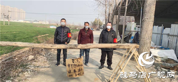 楊橋村黨員堅守執勤一線
