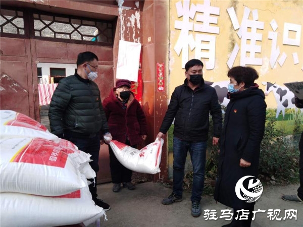 十九大代表曹亞玲戰斗在疫情防控第一線