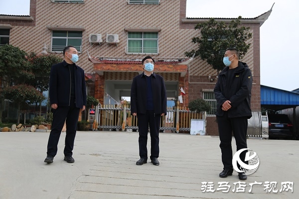 畢啟民到部分鄉鎮暗訪督導疫情防控工作