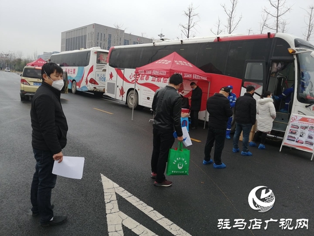 獻血救人“疫”不容辭，新蔡縣727人參與無償獻血