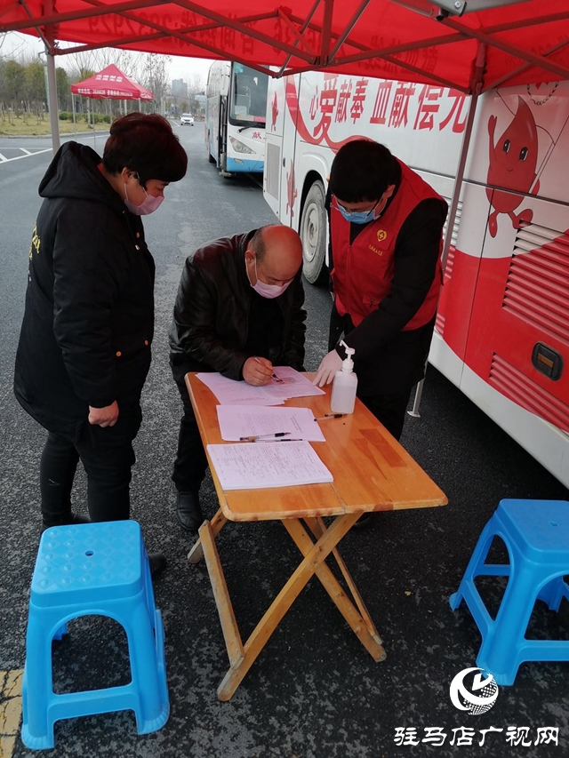 獻血救人“疫”不容辭，新蔡縣727人參與無償獻血