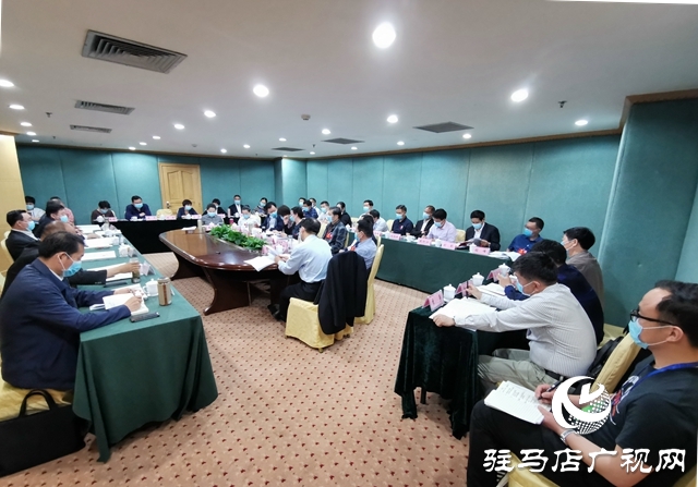 【兩會進行時】政協委員：圍繞中心履職盡責 情系民生建言獻策