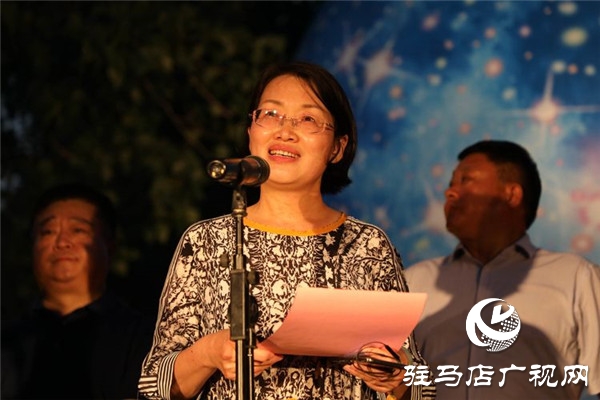 平輿藍天芝麻小鎮荷塘月色600畝荷花競相開放成游客絕佳夜游打卡地