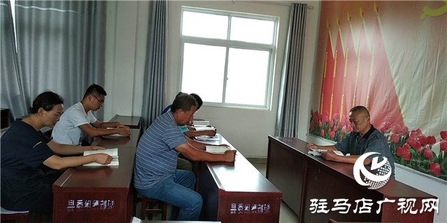 正陽縣熊寨鎮:40多年老黨員甘當志愿者 帶隊護家園