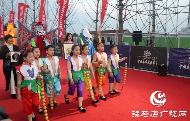 梁祝故里、宿鴨湖畔 農民電影節上眾星走紅毯