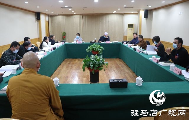 駐馬店市政協委員分組討論政協常委會工作報告和提案工作報告