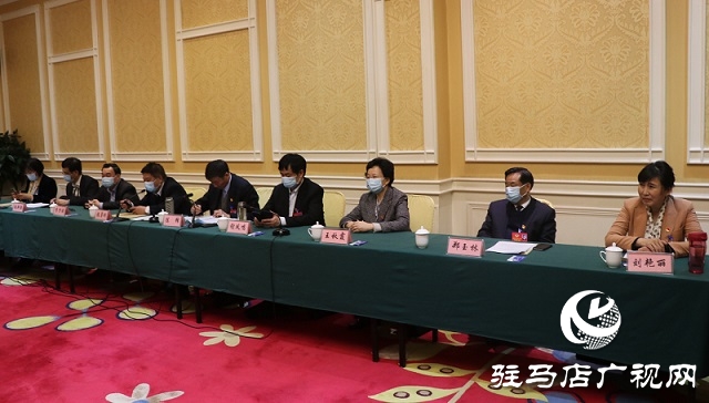  駐馬店市政協四屆四十八次主席會議召開