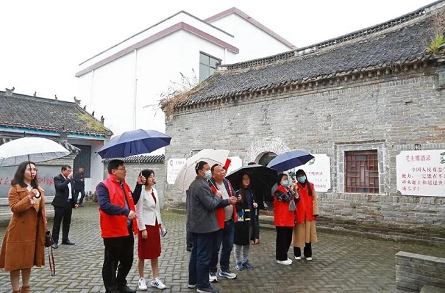 中央省市新聞媒體走進駐馬店驛城區開展集中采訪報道活動