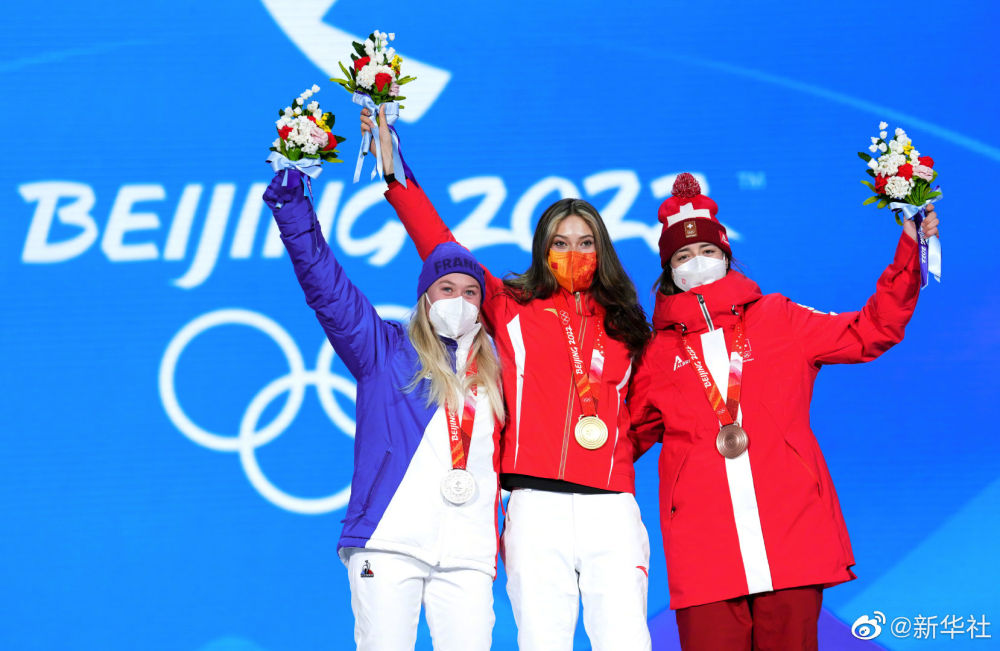 今夜三面五星紅旗升起！中國健兒領獎高清大圖來了