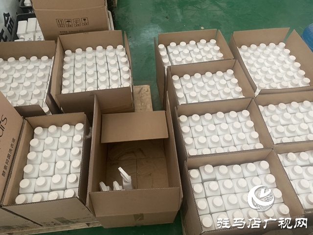 愛心企業向泌陽縣老兵救援隊捐贈84消毒液1800余瓶