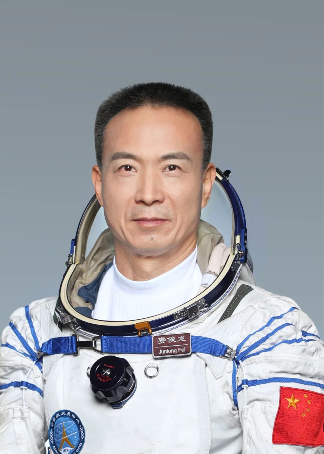 航天新征程 | 17 年前太空翻筋斗，他將再度“飛天”！