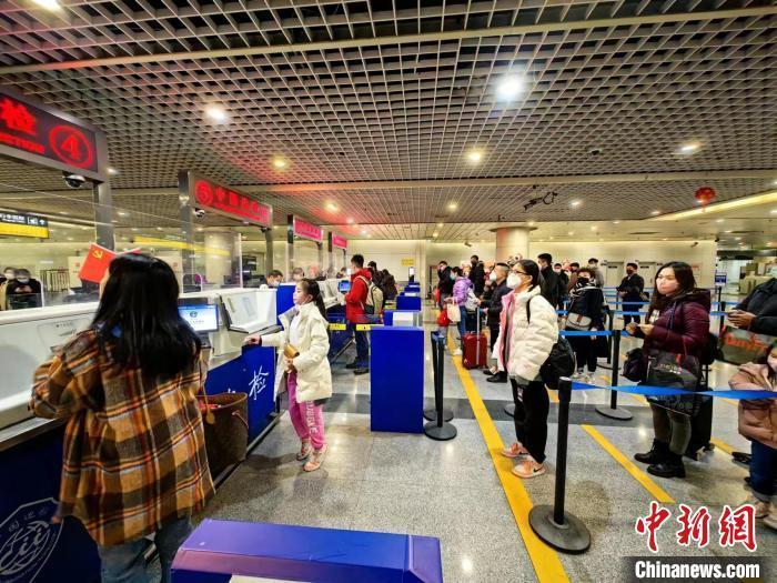 春節假期后多地機酒價格回落 錯峰游熱度較高