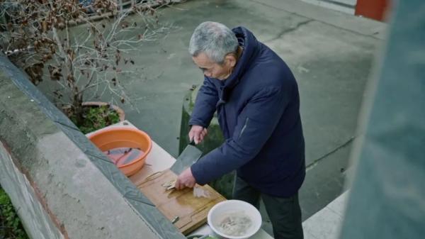 英雄之光｜這碗河蚌湯還是70年前的味道，他卻再也沒喝過……