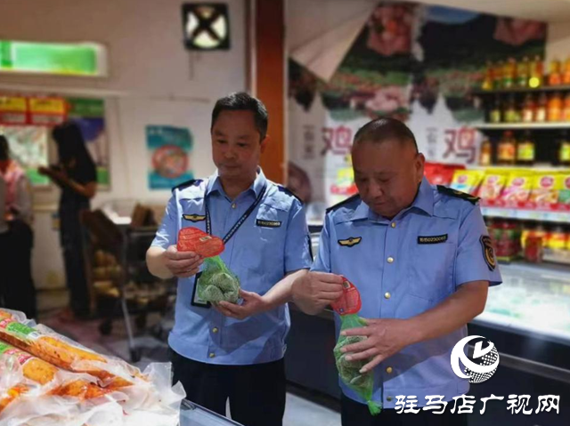 泌陽縣付莊鄉市場監管所開展“端午”節前食品安全專項檢查