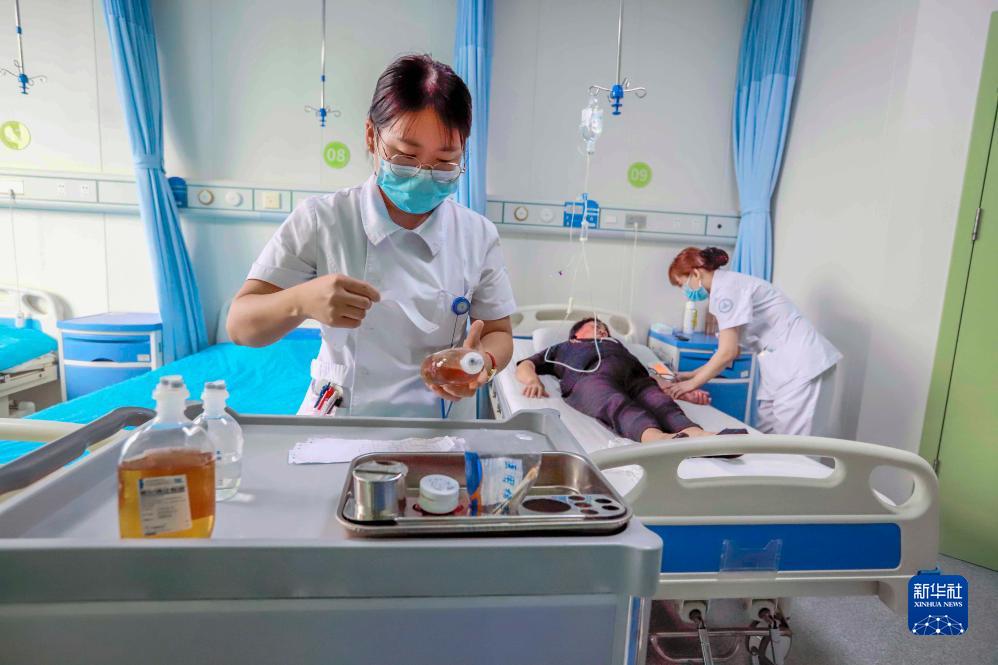 中秋節：他們堅守崗位