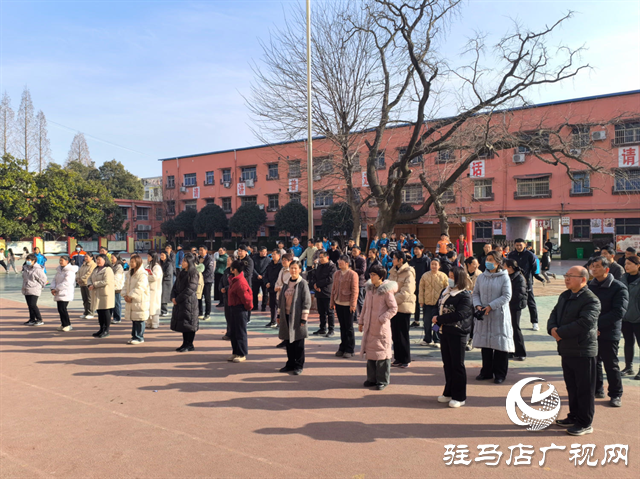  正陽縣第一小學舉行慶祝“三八節”教師文體活動
