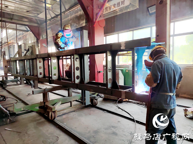 駐馬店廣大鴻遠車業：開足馬力趕制訂單 確保“中國制造”順利出海