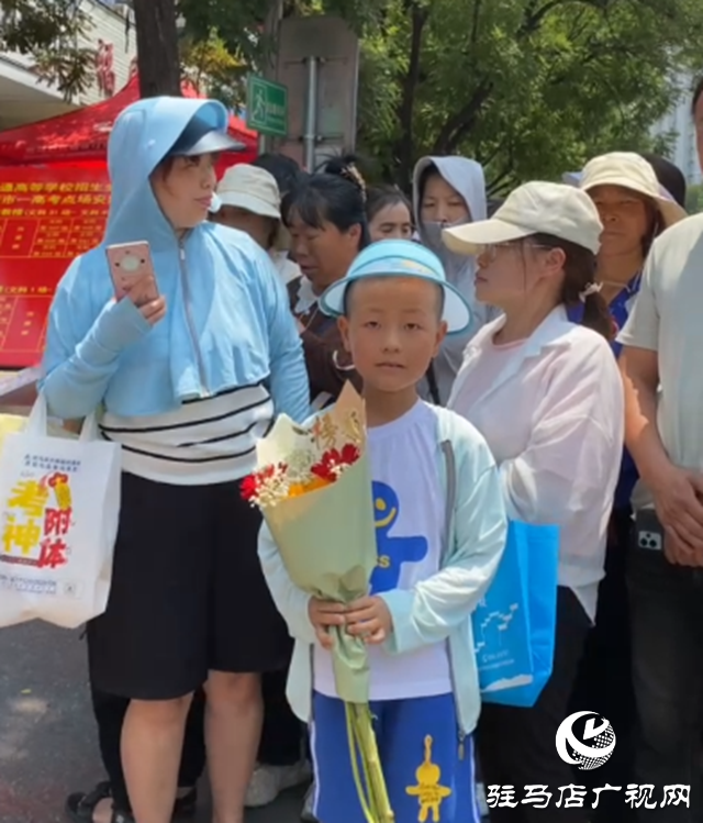 驛城區：首場高考 氛圍拉滿