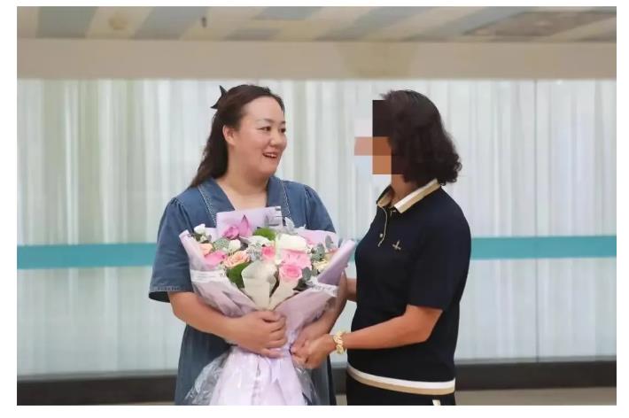 生死競(jìng)速！濮陽一護(hù)士抓住“黃金4分鐘”跪地救援，跑贏死神！