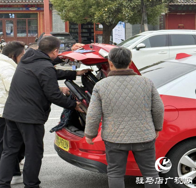 弘揚雷鋒精神 踐行企業責任
