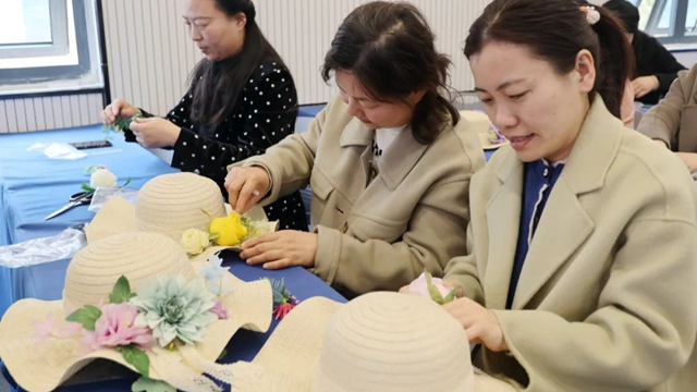 駐馬店市中心醫院開展“跟黨奮進新征程，巾幗建功新時代”繽紛三月系列活動