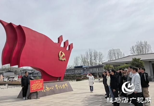駐馬店市文化市場綜合行政執法支隊開展文明實踐鄉村行活動