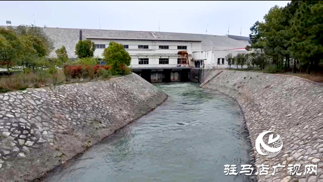驛城區板橋水庫開閘放水 助力農田灌溉