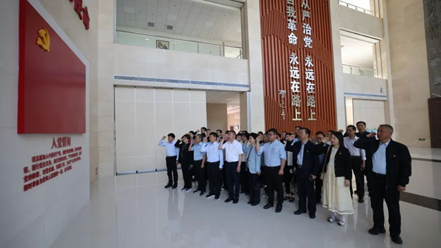 以案為鑒 警鐘長鳴——駐馬店市中心醫院組織參觀市廉政文化教育中心