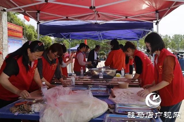  “八方援·心系夕陽”慰問演出活動走進新蔡縣余圍孜村
