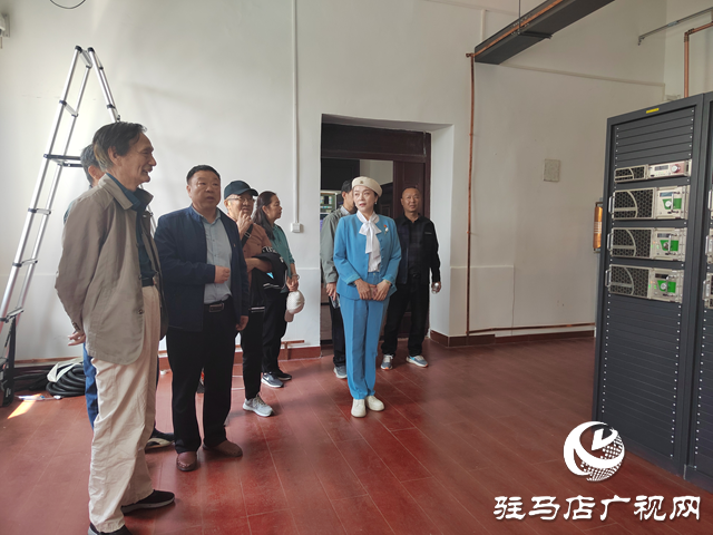駐馬店廣播電視臺組織開展“憶崢嶸歲月 展銀發(fā)風(fēng)采”主題黨日活動