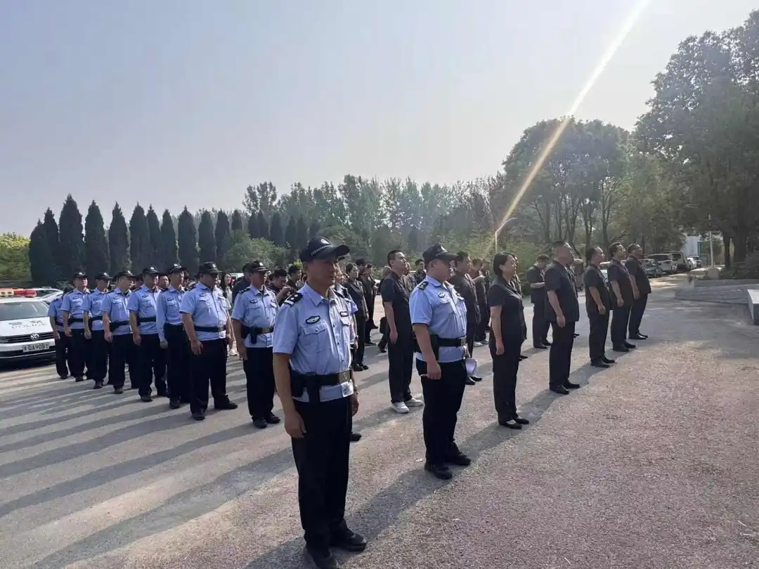 利劍出鞘護民生 端午亮劍顯法威——驛城區法院執行局2025年第48次集中執行活動紀實