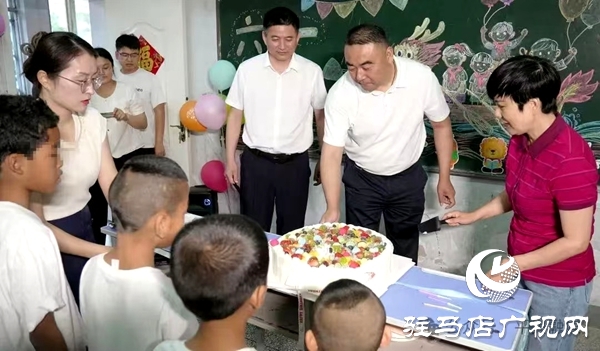 平輿縣婦聯、縣民政局共同舉辦“巾幗同心護未來 童心筑夢慶雙節”活動