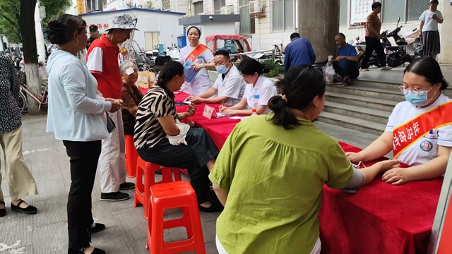 駐馬店市第二中醫院開展愛眼日公益義診 共筑全齡眼健康防線