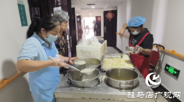 驛城區：養老院多措并舉 助力老人清涼度夏
