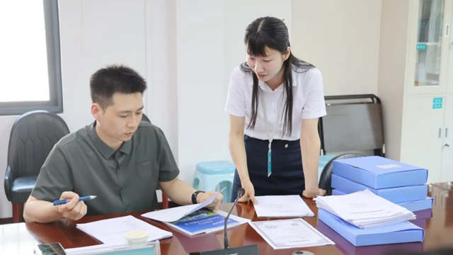 中華醫學會臨床藥學分會專家組督導駐馬店市中心醫院臨床藥師規范化培訓工作