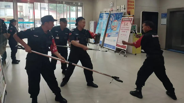  消防安全不松懈 演練護航保平安——駐馬店市第二中醫院消防培訓演練活動